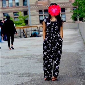 XS FLORAL JUMPSUIT